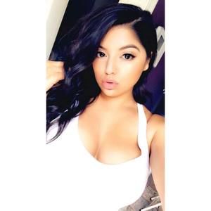 Meet your Posher, Vanessa